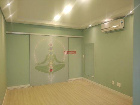 Foto 3 do(a) Sala / Conjunto Comercial false à venda em Ingleses do Rio Vermelho, Florianópolis