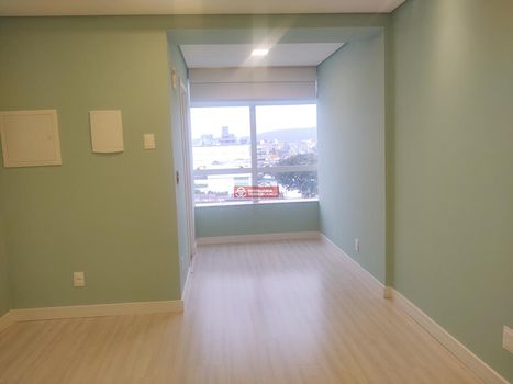 Foto 16 do(a) Sala / Conjunto Comercial false à venda em Ingleses do Rio Vermelho, Florianópolis