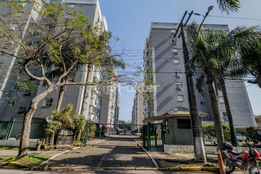 Foto 46 do(a) Apartamento de 3 quartos à venda em Cavalhada, Porto Alegre