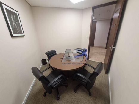 Foto 4 do(a) Sala / Conjunto Comercial false para alugar em Vila Olímpia, São Paulo