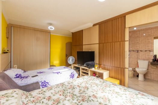 Foto 15 do(a) Casa de 6 quartos à venda em Vila Brasilândia, São Paulo