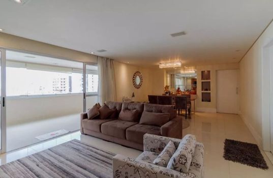 Foto 2 do(a) Apartamento de 3 quartos à venda em Jardim Londrina, São Paulo