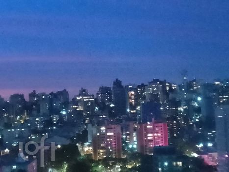 Foto 5 do(a) Apartamento de 2 quartos à venda em Petrópolis, Porto Alegre