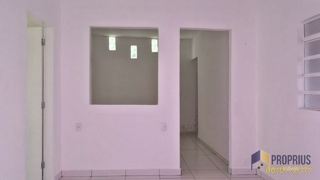 Foto 4 do(a) Casa de 2 quartos à venda em Vila Brasil, Sete Lagoas