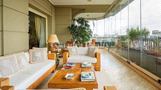 Foto 4 do(a) Apartamento de 4 quartos à venda em Vila Nova Conceição, São Paulo
