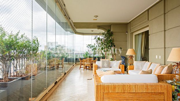 Foto 2 do(a) Apartamento de 4 quartos à venda em Vila Nova Conceição, São Paulo