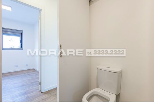 Foto 16 do(a) Apartamento de 2 quartos à venda em Passo da Areia, Porto Alegre