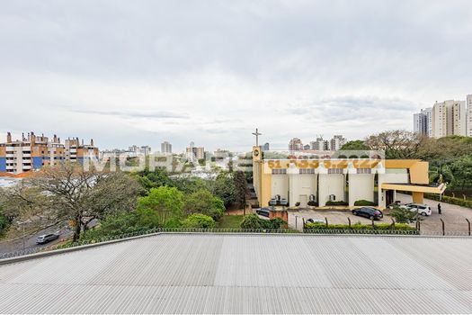 Foto 46 do(a) Apartamento de 2 quartos à venda em Passo da Areia, Porto Alegre