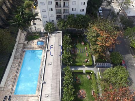 Foto 10 do(a) Apartamento de 3 quartos à venda em Vila Firmiano Pinto, São Paulo
