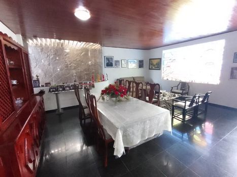 Foto 10 do(a) Casa de 4 quartos à venda em Cidade dos Funcionários, Fortaleza