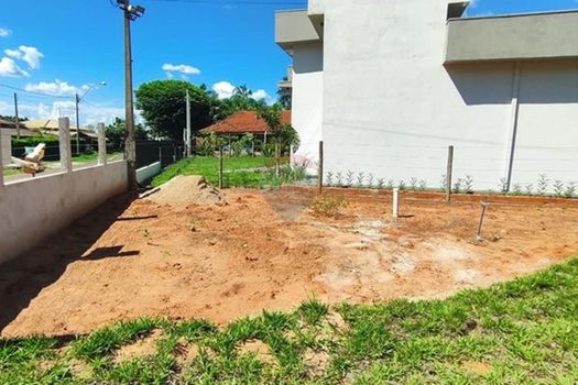Foto 3 do(a) Casa em Condomínio de 1 quartos à venda em null, Sabino