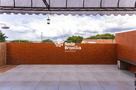Foto 24 do(a) Casa de 4 quartos à venda em Guará II, Brasília