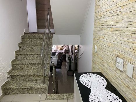 Foto 8 do(a) Casa de 3 quartos à venda em Vila São Vicente, São Paulo