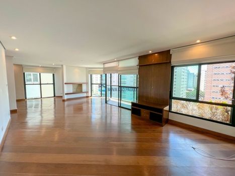 Foto 1 do(a) Apartamento de 3 quartos à venda em Indianópolis, São Paulo