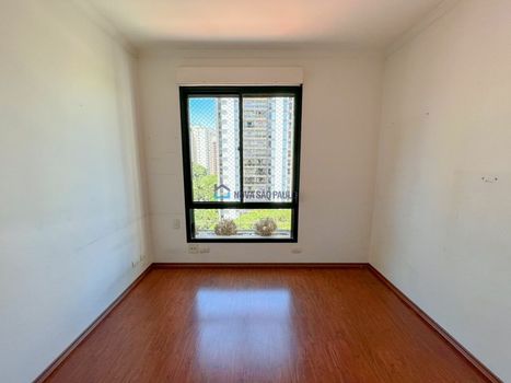 Foto 9 do(a) Apartamento de 3 quartos à venda em Indianópolis, São Paulo
