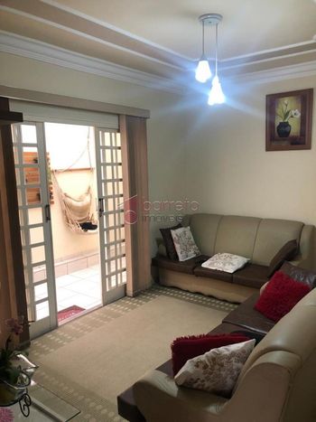 Foto 1 do(a) Casa de 3 quartos à venda em Vila Tupi, Várzea Paulista
