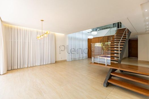 Foto 2 do(a) Casa false à venda em Swiss Park, Campinas