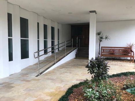 Foto 2 do(a) Apartamento de 2 quartos à venda em Petrópolis, Porto Alegre