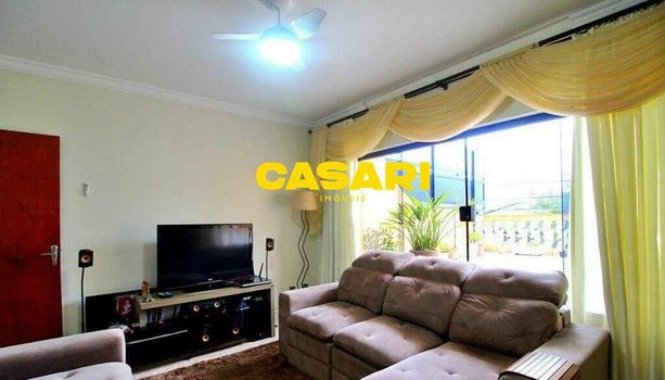 Foto 2 do(a) Casa de 2 quartos à venda em Jardim Alvorada, Santo André