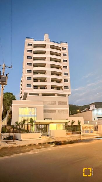 Foto 1 do(a) Apartamento de 3 quartos à venda em Saco Grande, Florianópolis