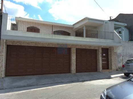 Foto 1 do(a) Casa de 3 quartos à venda em Jardim Regis, São Paulo