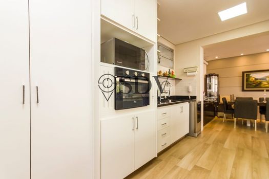 Foto 3 do(a) Apartamento de 3 quartos à venda em Jardim Europa, São Paulo