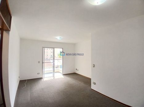 Foto 2 do(a) Apartamento de 2 quartos à venda em Vila Gumercindo, São Paulo