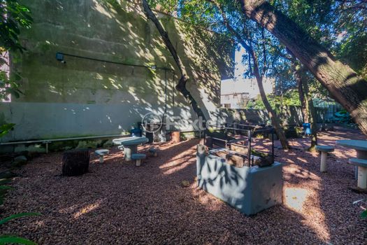 Foto 30 do(a) Apartamento de 2 quartos à venda em Teresópolis, Porto Alegre