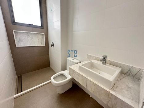 Foto 33 do(a) Apartamento de 3 quartos à venda em Água Verde, Curitiba
