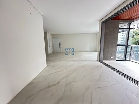 Foto 11 do(a) Apartamento de 3 quartos à venda em Água Verde, Curitiba