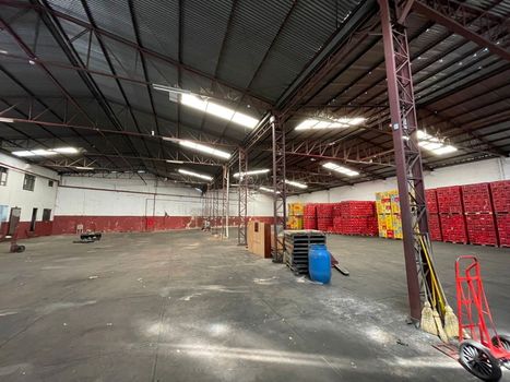 Foto 1 do(a) Galpão / Depósito / Armazém / Pavilhão false para alugar em Jardim Morumbi, Londrina