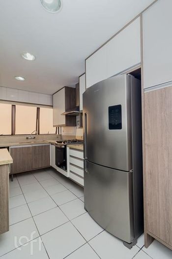 Foto 32 do(a) Apartamento de 4 quartos à venda em Petrópolis, Porto Alegre