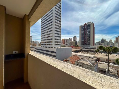 Foto 13 do(a) Apartamento de 1 quartos à venda em Centro, Curitiba