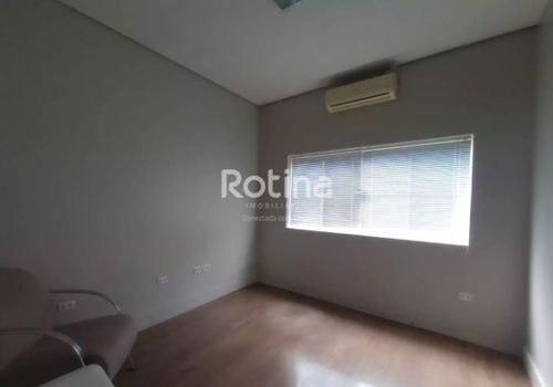 Foto 8 do(a) Sala / Conjunto Comercial false à venda em Fundinho, Uberlândia