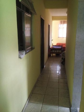 Foto 1 do(a) Casa de 4 quartos à venda em Santo Antônio, Duque de Caxias