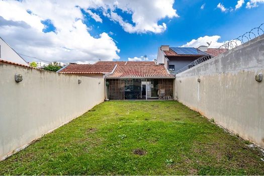 Foto 40 do(a) Casa de 3 quartos à venda em Vista Alegre, Curitiba
