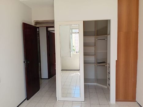 Foto 5 do(a) Apartamento de 3 quartos à venda em Varjota, Fortaleza