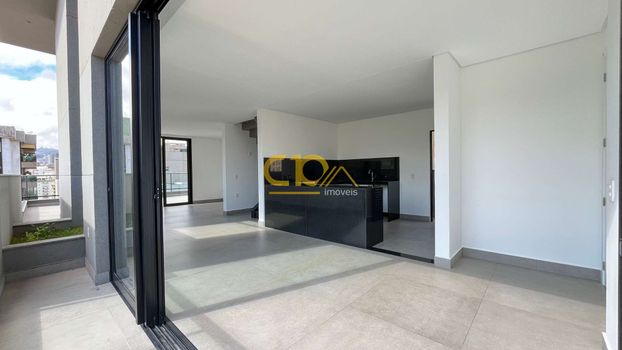 Foto 2 do(a) Cobertura de 3 quartos à venda em Lourdes, Belo Horizonte
