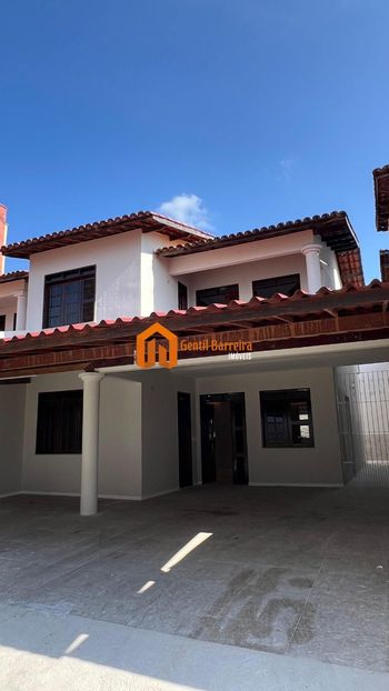 Foto 1 do(a) Casa de 5 quartos à venda em Sapiranga-Coité, Fortaleza
