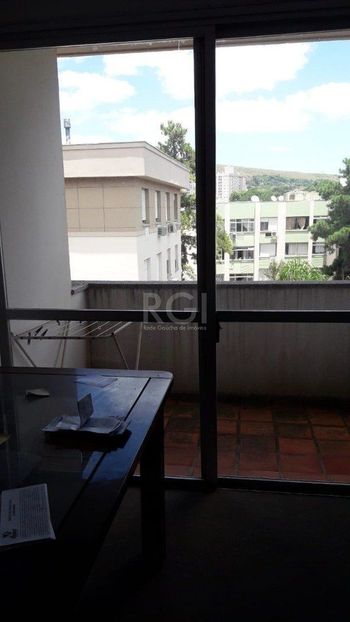 Foto 11 do(a) Flat de 2 quartos à venda em Glória, Porto Alegre