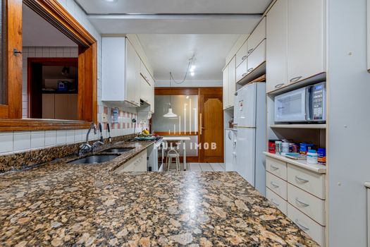 Foto 22 do(a) Apartamento de 3 quartos à venda em Petrópolis, Porto Alegre