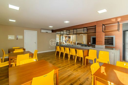 Foto 9 do(a) Apartamento de 3 quartos à venda em Cristal, Porto Alegre
