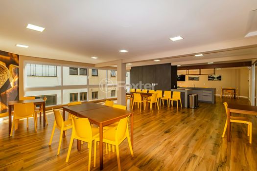 Foto 5 do(a) Apartamento de 3 quartos à venda em Cristal, Porto Alegre