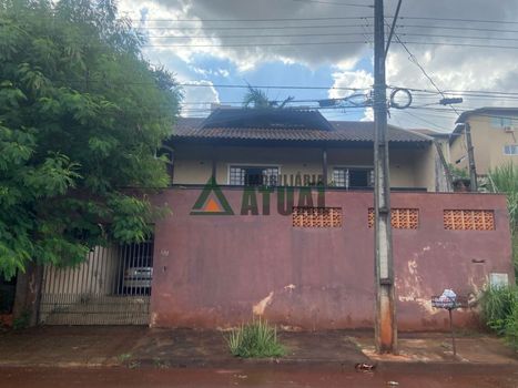 Foto 1 do(a) Casa de 3 quartos à venda em Jardim Indianápolis, Londrina