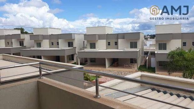 Foto 2 do(a) Casa em Condomínio de 3 quartos à venda em Goiânia 2, Goiânia