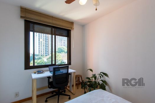 Foto 15 do(a) Apartamento de 2 quartos à venda em Rio Branco, Porto Alegre