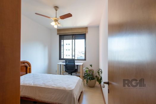 Foto 14 do(a) Apartamento de 2 quartos à venda em Rio Branco, Porto Alegre