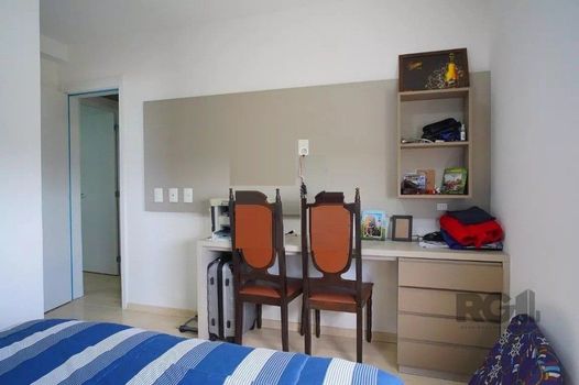 Foto 18 do(a) Flat de 3 quartos à venda em Jardim Itu, Porto Alegre