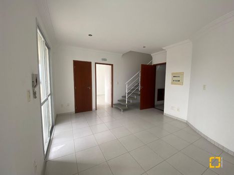 Foto 1 do(a) Cobertura de 3 quartos à venda em Coloninha, Florianópolis