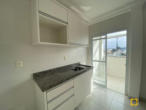 Foto 4 do(a) Cobertura de 3 quartos à venda em Coloninha, Florianópolis